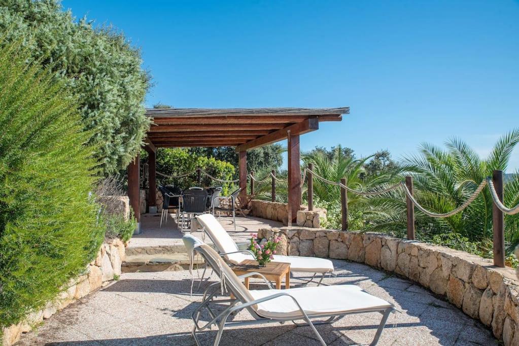 Residence Villa Smeralda Telti Exterior photo